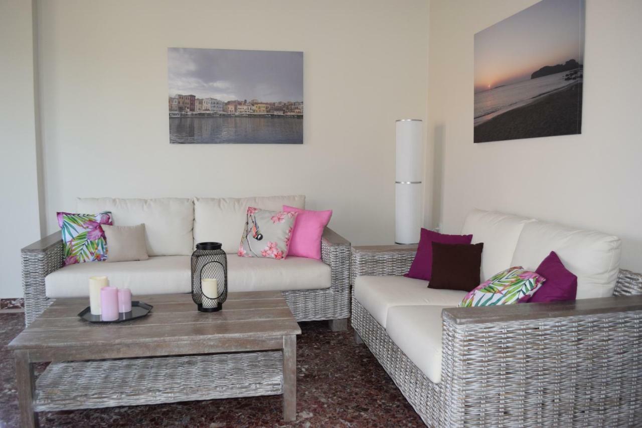 Modern Apartment With Garden Kíssamos Eksteriør billede